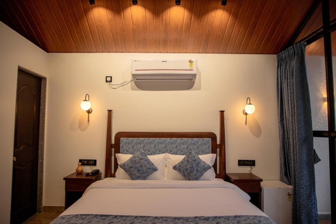 White Sand Beach Resort Kondivali Bagian luar foto